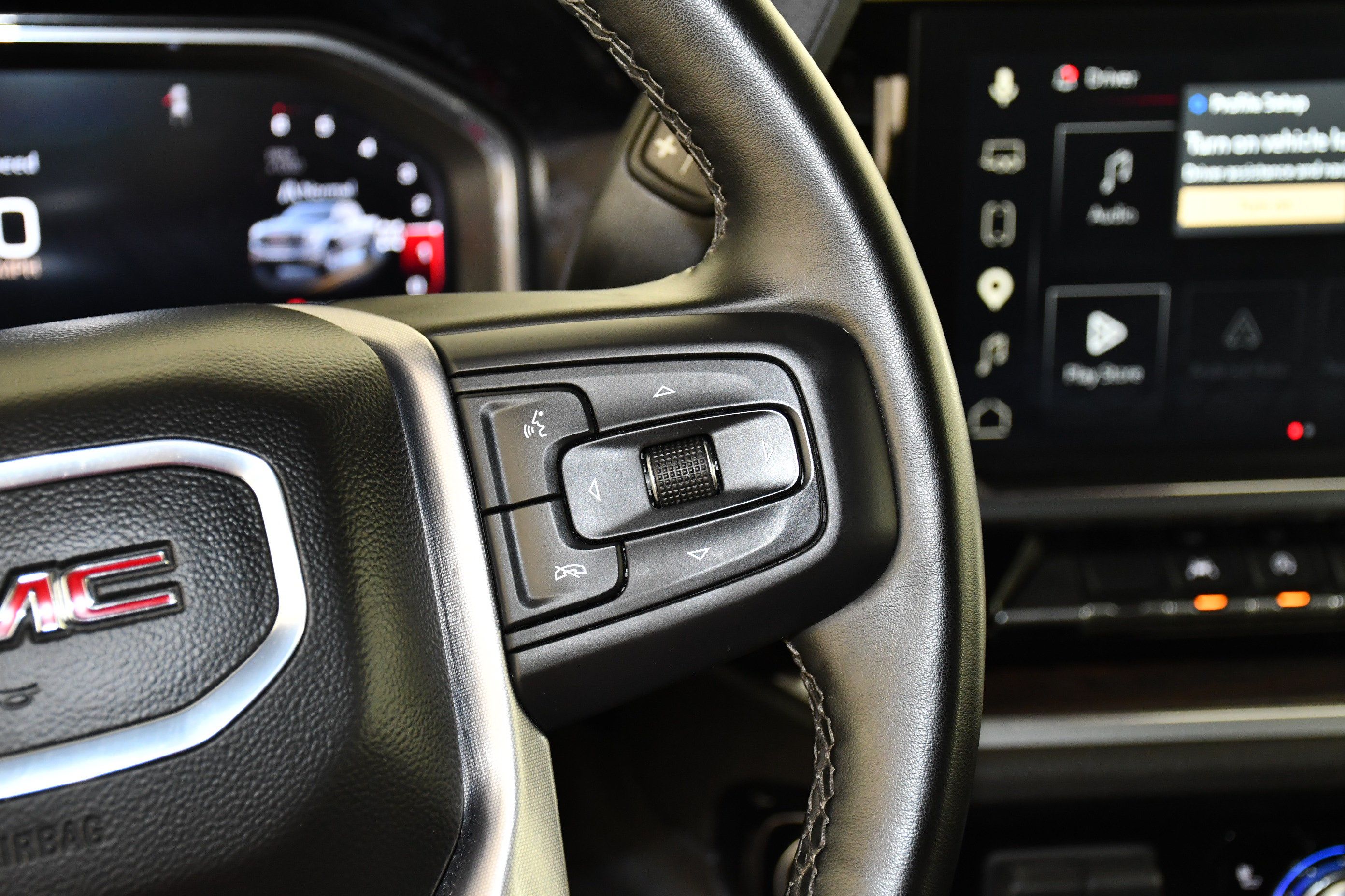 Used 2026 GMC Sierra 1500 SLT AWD/4WD image 17