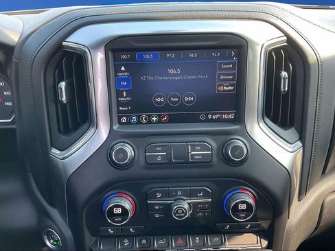 Used 2020 Chevrolet Silverado 1500 RST image 10