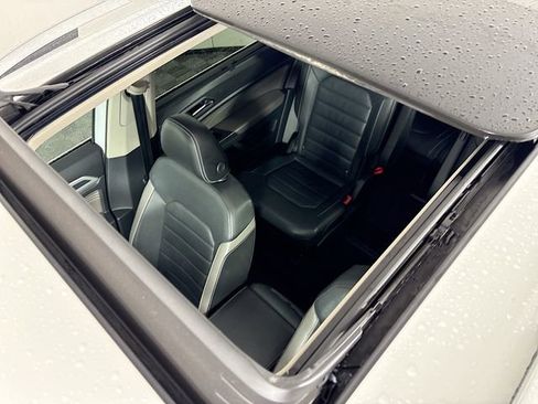 Used 2023 Volkswagen Atlas SEL Premium image 23