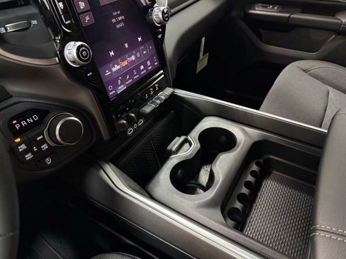 New 2026 RAM 1500 4x4 Crew Cab image 18