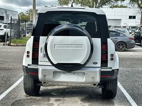 Used 2023 Land Rover Defender 110 image 7