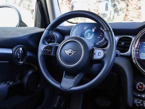 Used 2023 MINI Cooper 4-Door Hardtop FWD image 25