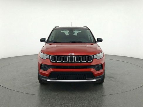 Used 2025 Jeep Compass Limited image 2