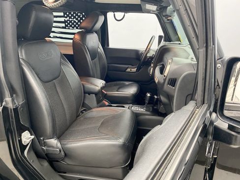 Used 2016 Jeep Wrangler Sahara AWD/4WD image 21
