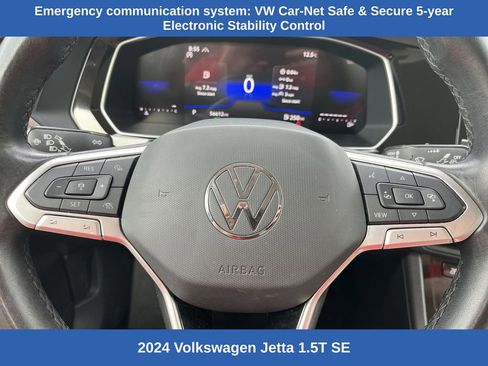 Used 2024 Volkswagen Jetta SE image 10