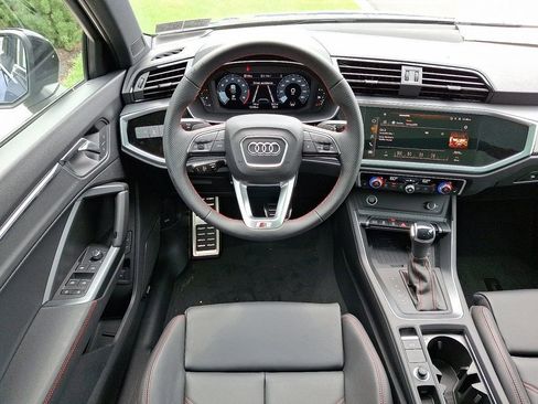 New 2025 Audi Q3 2.0T Premium Plus image 10