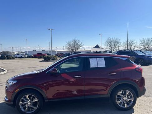 Used 2022 Buick Encore GX Essence w/ Experience Buick Package FWD image 4
