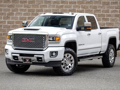 Used 2017 GMC Sierra 2500 Denali w/ Duramax Plus Package