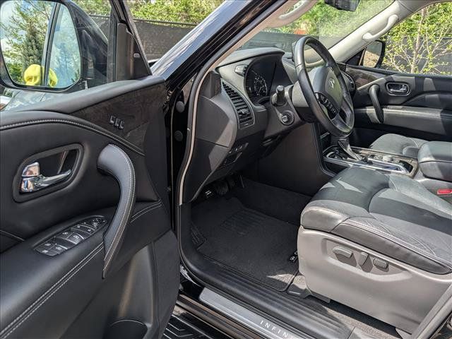 Used 2022 INFINITI QX80 Luxe w/ Cargo Package AWD/4WD image 29