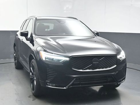 New 2026 Volvo XC60 B5 Ultra w/ Protection Package Premier image 2