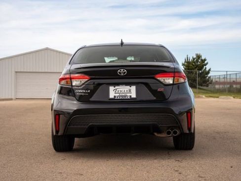Used 2021 Toyota Corolla SE w/ Carpet Mat Package (TMS) FWD image 6