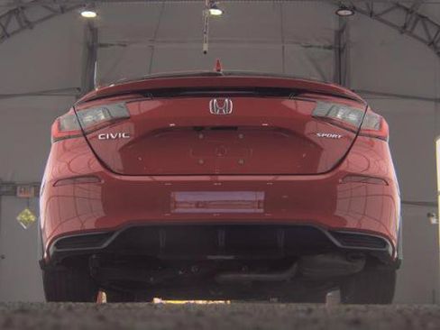 Used 2023 Honda Civic Sport image 7