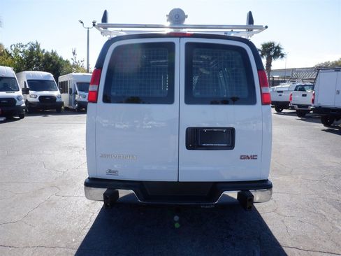 Used 2020 GMC Savana 2500 V8 Racks AND Bins w/ Driver Convenience Package RWD image 7