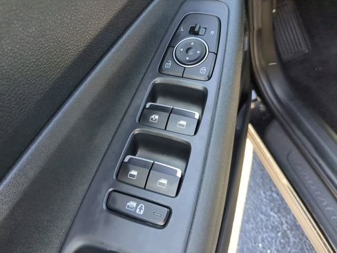 Used 2023 Hyundai Santa Fe SE image 19