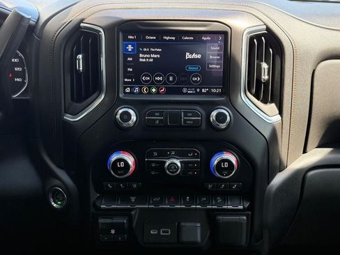Used 2023 GMC Sierra 2500 AT4 AWD/4WD image 12