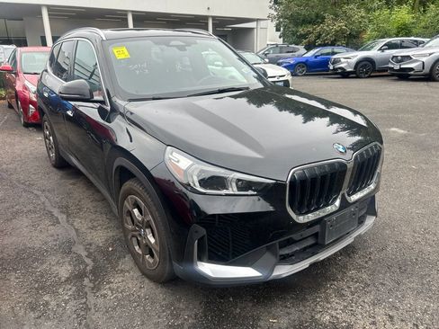 Used 2023 BMW X1 xDrive28i w/ Convenience Package AWD/4WD image 2