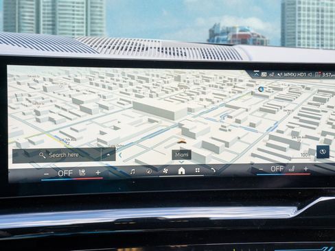 Used 2025 BMW 530i image 34