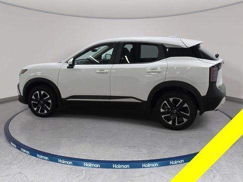 Used 2025 Nissan Kicks SV AWD/4WD image 8