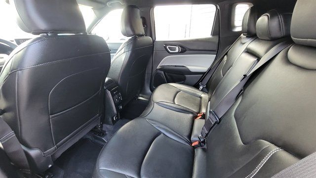 Used 2025 Jeep Compass Limited AWD/4WD image 49