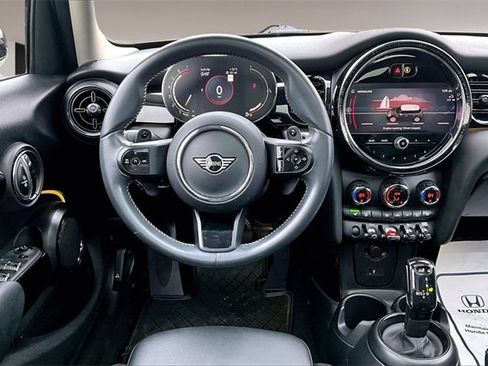 Used 2023 MINI Cooper S image 8
