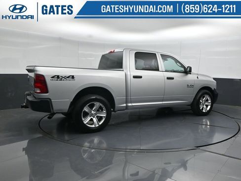 Used 2015 RAM 1500 Tradesman w/ Popular Equipment Group AWD/4WD image 2