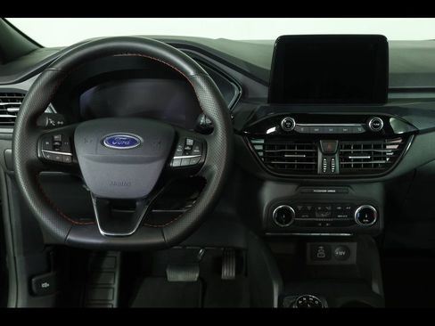 Used 2025 Ford Escape ST-Line FWD image 11