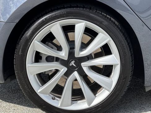 Used 2023 Tesla Model 3 Standard Range image 24