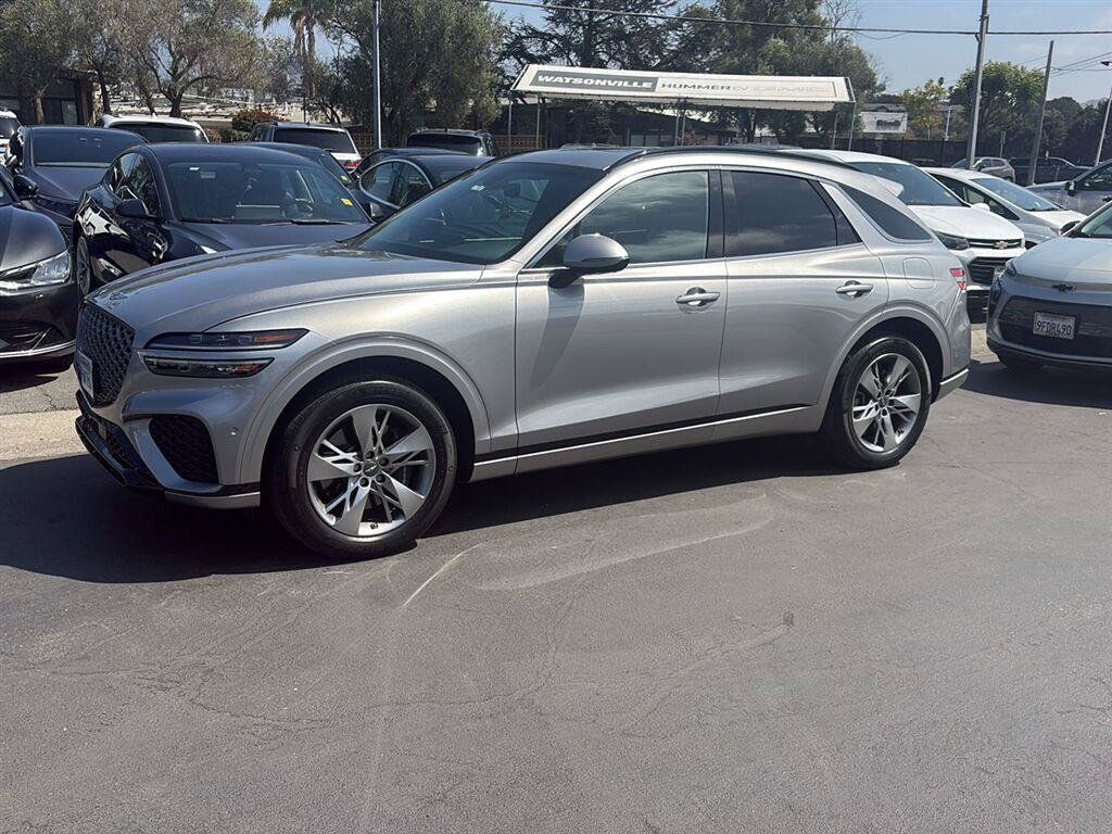 Used 2022 Genesis GV70 3.5T Sport w/ Sport Advanced Package AWD/4WD image 2