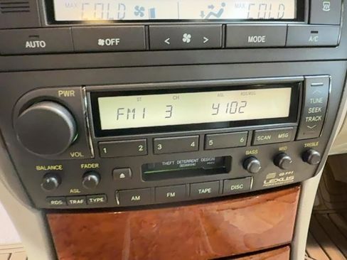 Used 2002 Lexus LS 430 image 21