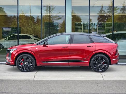 New 2026 Cadillac Optiq V AWD/4WD image 2