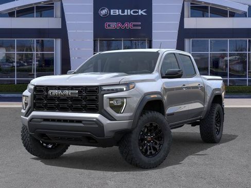 New 2026 GMC Canyon Elevation w/ LPO, Black Badging Package RWD image 6
