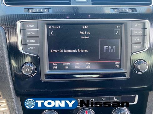 Used 2016 Volkswagen GTI SE w/ Lighting Package (SEL) image 34