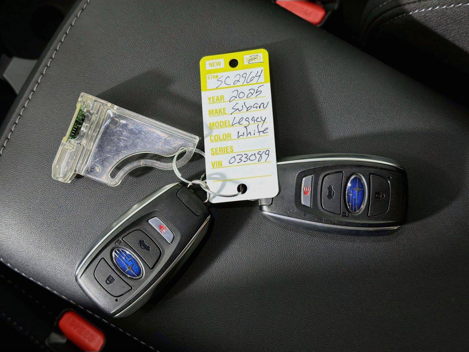 Used 2025 Subaru Legacy Premium AWD/4WD image 4