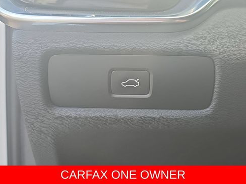 Used 2024 Volvo S60 B5 Core FWD image 24
