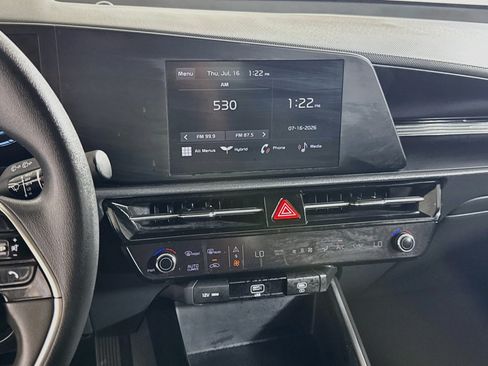Used 2026 Kia Niro LX FWD image 18