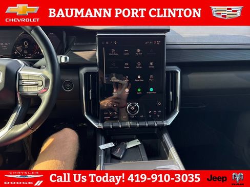 Used 2025 GMC Acadia Elevation w/ LPO, Floor Liner Package FWD image 17