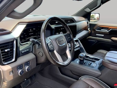 Used 2023 GMC Sierra 1500 Denali w/ Denali Reserve Package AWD/4WD image 18