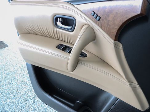 Used 2023 Nissan Armada SL image 23