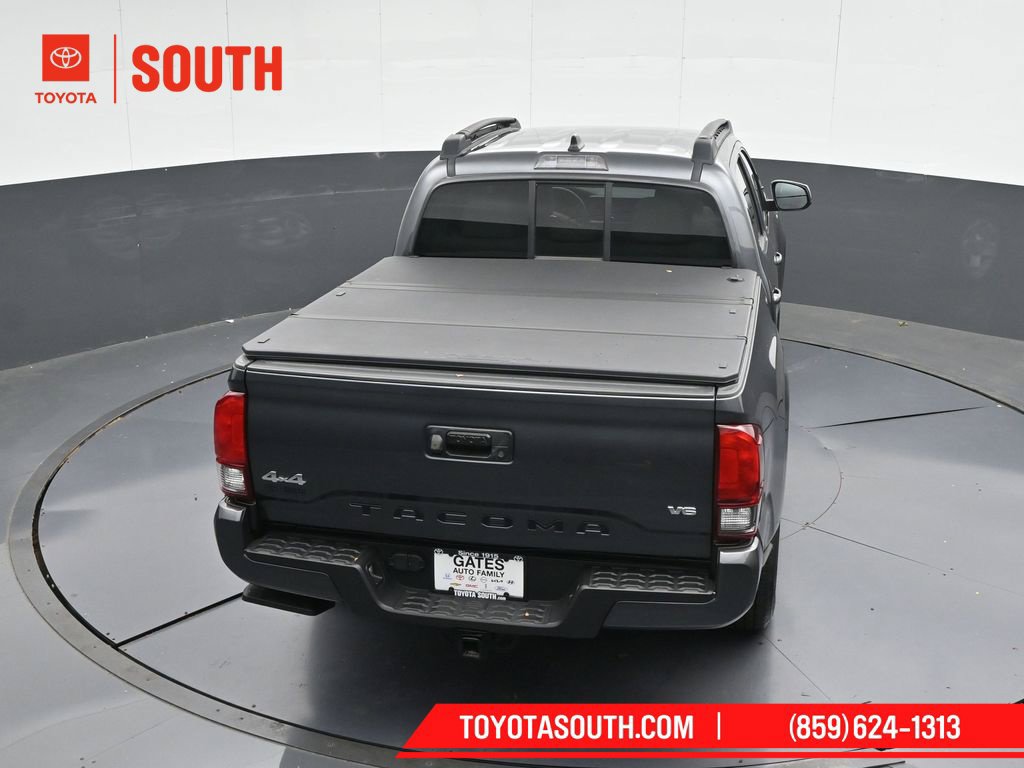 Used 2023 Toyota Tacoma SR AWD/4WD image 39