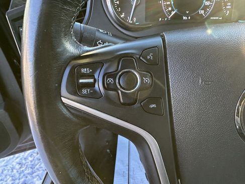 Used 2016 Buick LaCrosse image 28