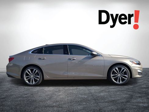 Used 2023 Chevrolet Malibu LT w/ Driver Confidence Package FWD image 2