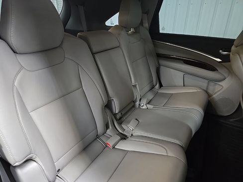 Used 2018 Acura MDX SH-AWD image 17