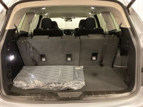 Used 2025 Subaru Ascent Premium AWD/4WD image 28