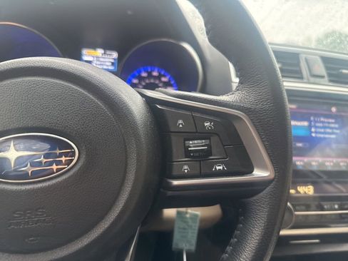 Used 2019 Subaru Legacy 2.5i Premium AWD/4WD image 17