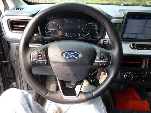 Used 2023 Ford Maverick XLT w/ Equipment Group 300A Standard AWD/4WD image 29