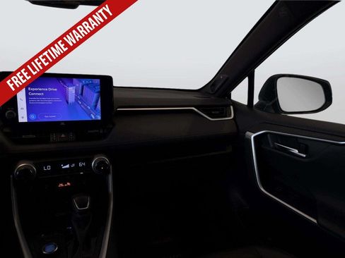 Used 2023 Toyota RAV4 XSE AWD/4WD image 30