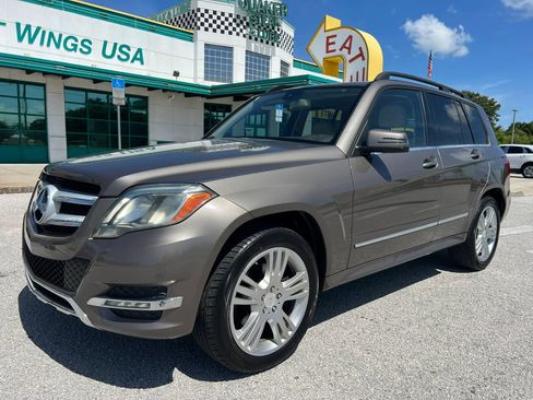 Used 2015 Mercedes-Benz GLK 350 2WD image 2