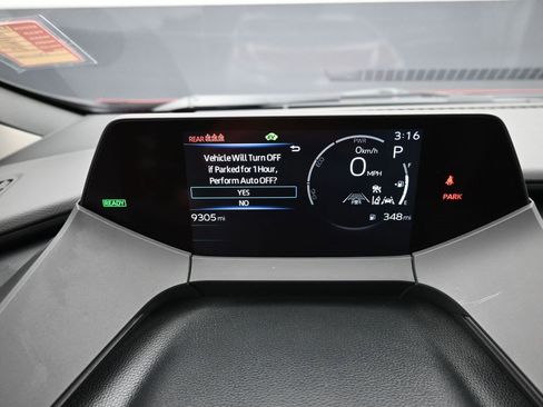 Used 2024 Toyota Prius LE image 10