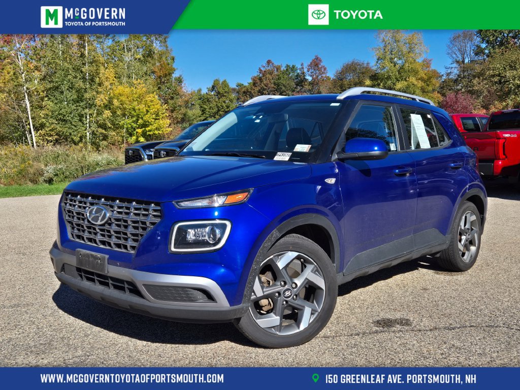 Used 2025 Hyundai Venue Limited FWD image 1