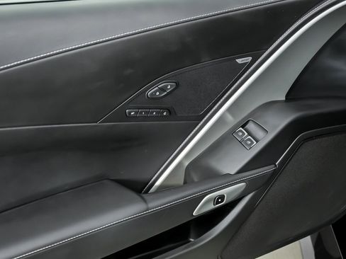 Used 2017 Chevrolet Corvette Z06 RWD image 19